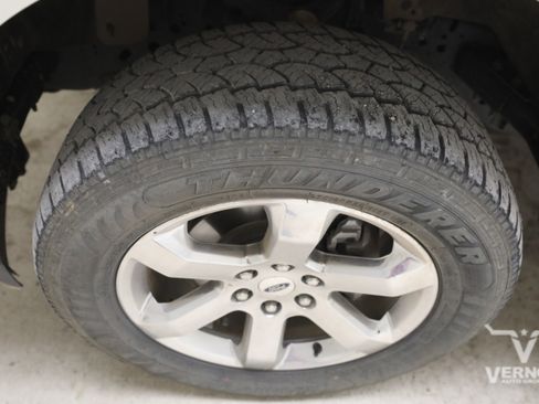 Used 2022 Ford F150 Lariat AWD/4WD image 8