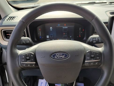 Used 2025 Ford Maverick Lariat image 24