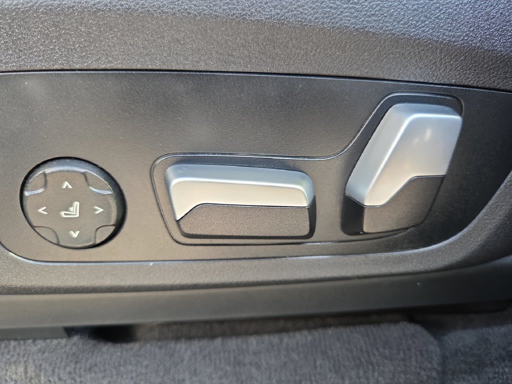 Used 2022 BMW X3 sDrive30i RWD image 17
