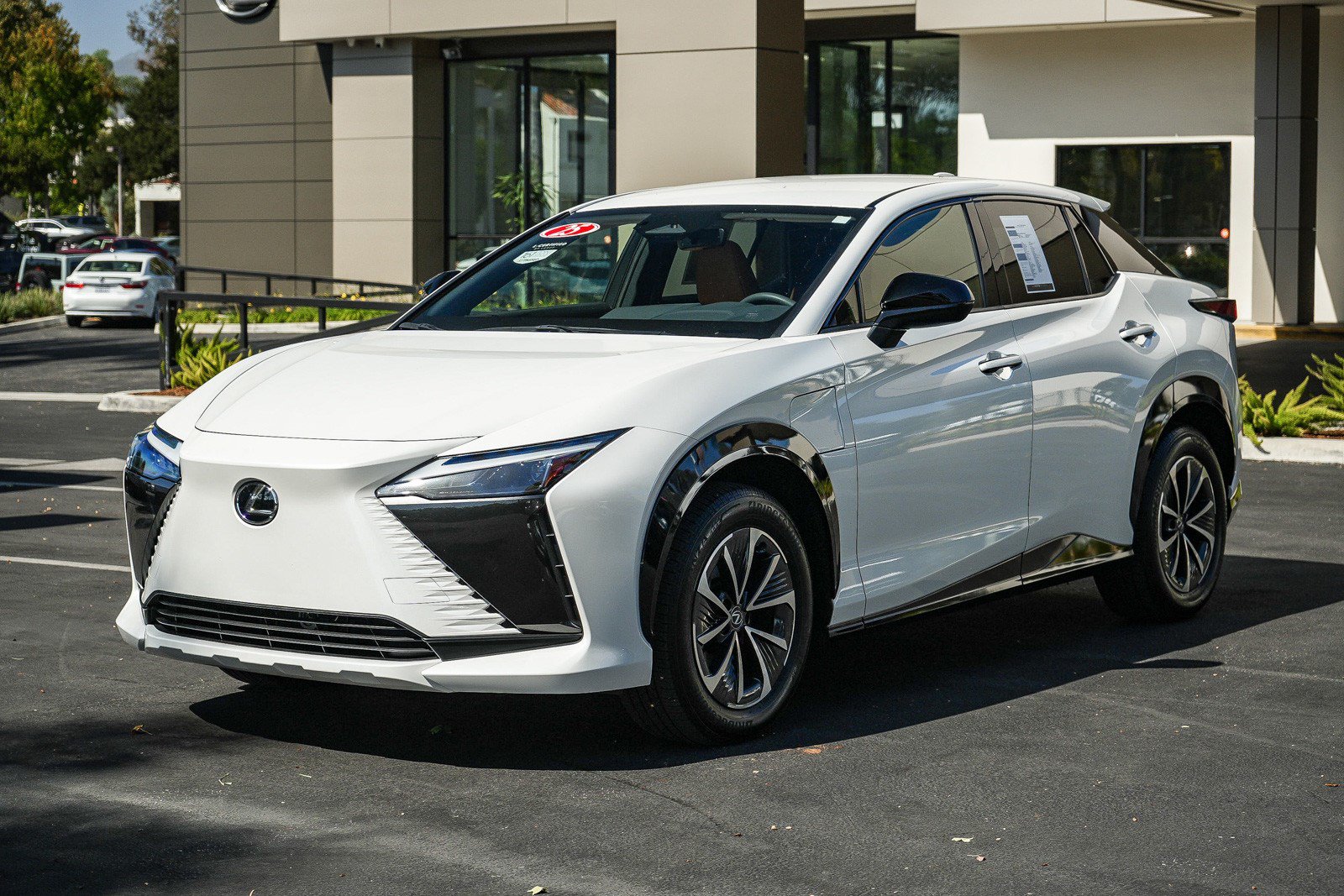 Certified 2025 Lexus RZ 450e AWD/4WD image 3