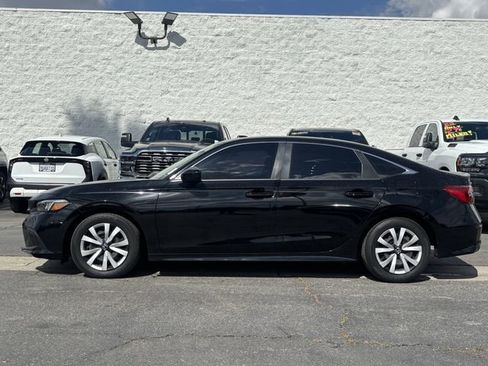 Used 2023 Honda Civic LX image 2