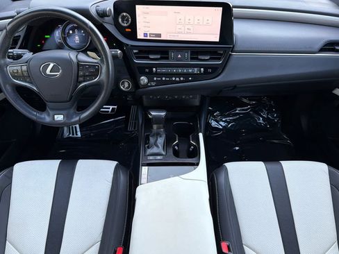 Certified 2023 Lexus ES 300h F Sport w/ Accessory Package (Z2) FWD image 3