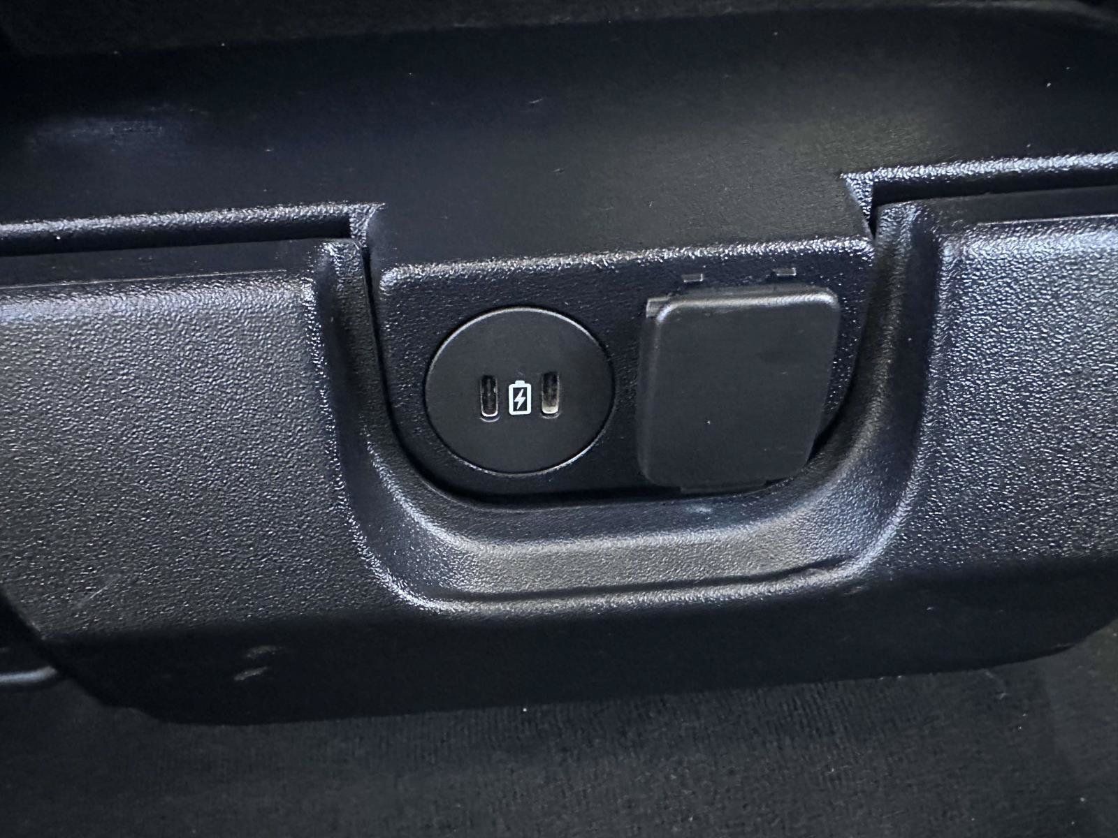 Used 2025 Ford F250 XLT AWD/4WD image 14
