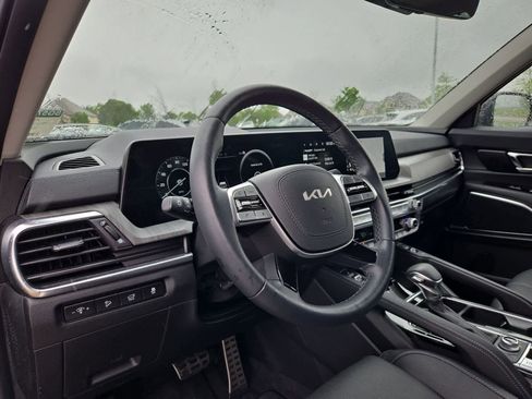 Certified 2025 Kia Telluride SX AWD/4WD image 2