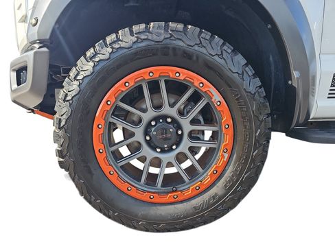 Used 2019 Ford F150 Raptor w/ Equipment Group 802A Luxury AWD/4WD image 28