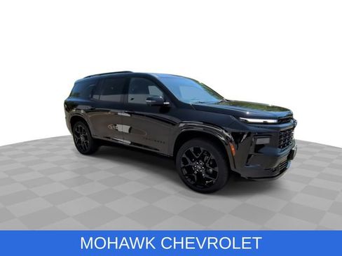 Used 2024 Chevrolet Traverse RS AWD/4WD image 2