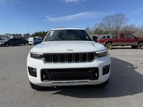 New 2025 Jeep Grand Cherokee Overland AWD/4WD image 5