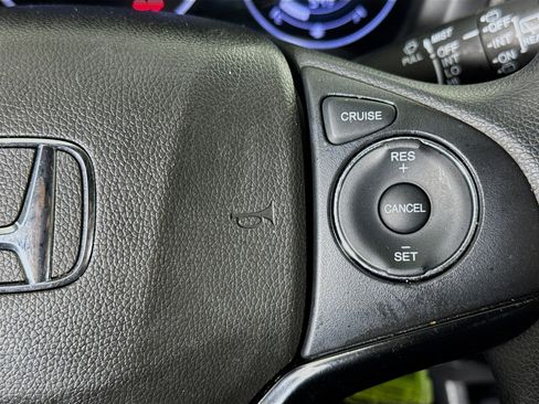 Used 2020 Honda HR-V LX image 14