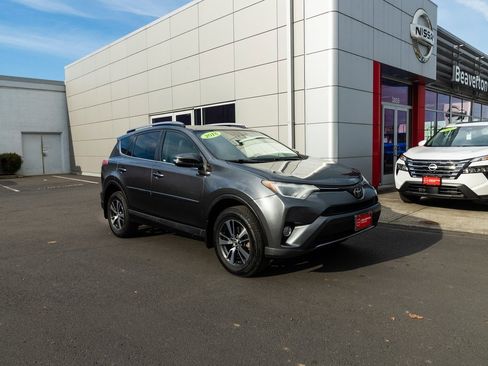 Used 2018 Toyota RAV4 XLE image 26