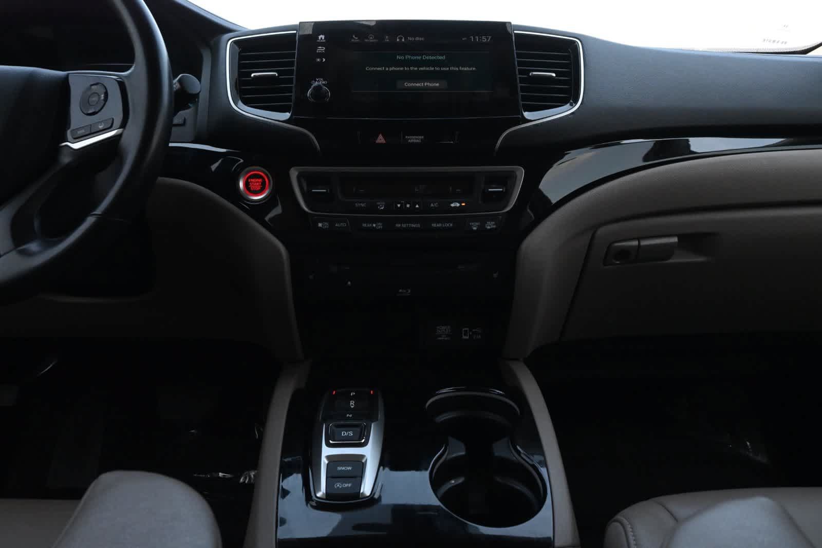 Used 2021 Honda Pilot Touring image 13