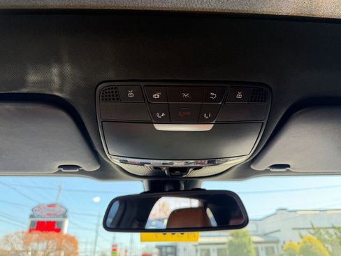 Used 2019 Mercedes-Benz GLC 43 AMG 4MATIC image 21