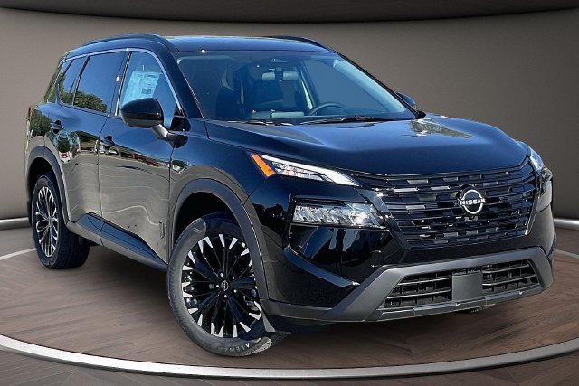 New 2027 Nissan Rogue Dark Armor FWD image 2