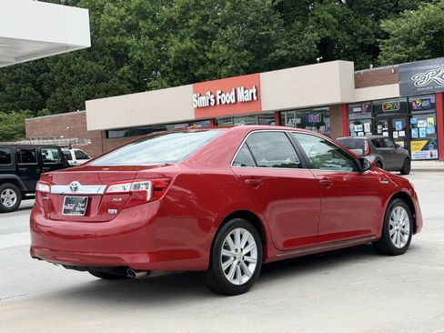 Used 2012 Toyota Camry XLE w/ Convenience Pkg FWD image 23