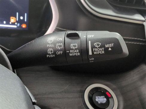 Used 2021 Jeep Grand Cherokee L Limited image 28