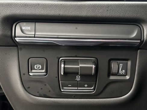 New 2026 Cadillac Escalade ESV Sport w/ LPO, Floor Liner Package image 18