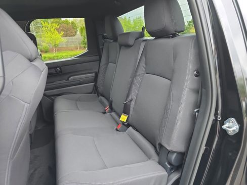 Used 2026 Toyota Tacoma SR5 AWD/4WD image 16