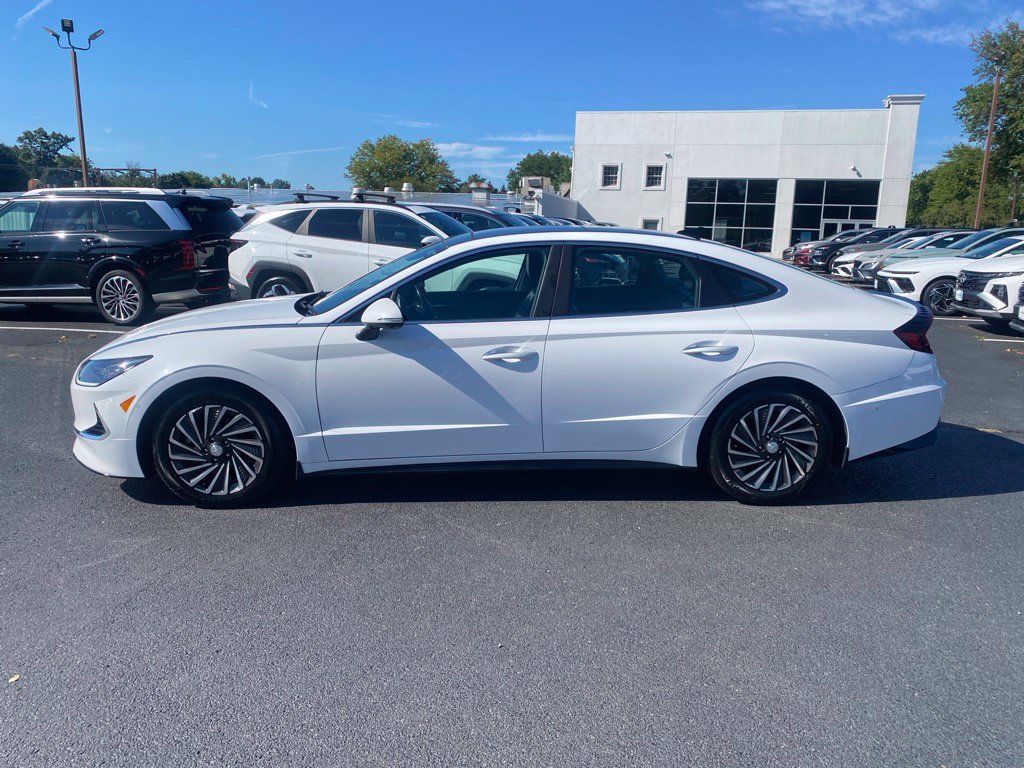 Certified 2023 Hyundai Sonata Limited FWD image 7