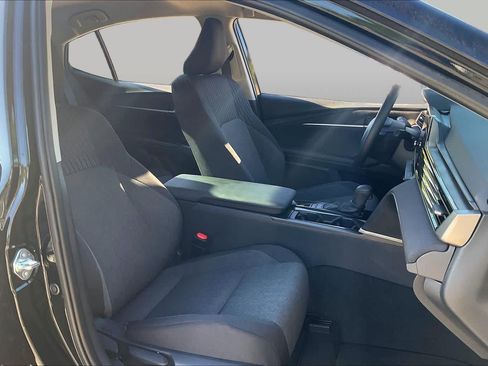 Used 2026 Toyota Camry LE w/ Convenience Package FWD image 9