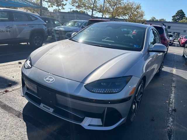 Used 2023 Hyundai Ioniq 6 Limited RWD image 2