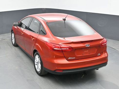 Used 2018 Ford Focus SE w/ Cold Weather Package image 20