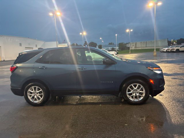 Used 2024 Chevrolet Equinox LS w/ LS Convenience Package FWD image 7