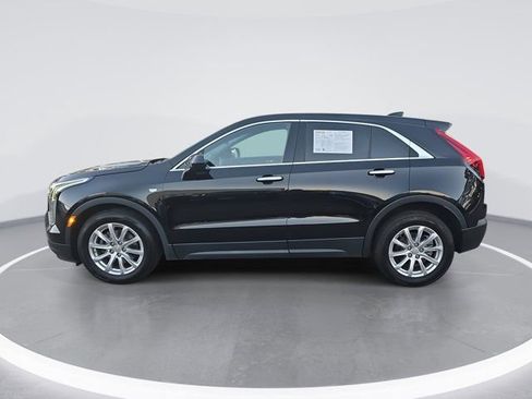 Used 2020 Cadillac XT4 Luxury w/ Cold Weather Package image 6