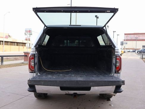 Used 2018 GMC Sierra 1500 Denali image 18