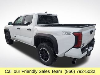 New 2026 Toyota Tacoma TRD Off-Road video 3