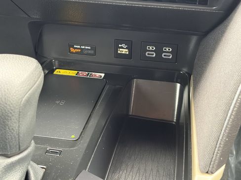 Certified 2025 Toyota Camry LE w/ Convenience Package FWD image 28