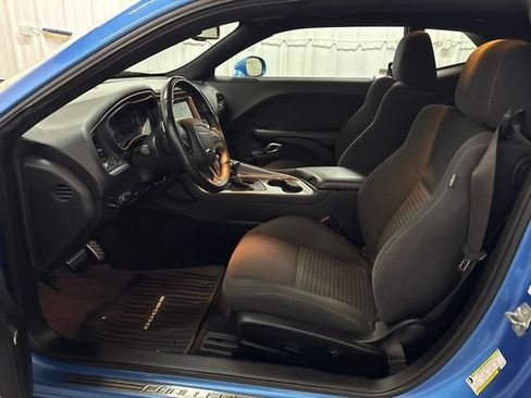 Used 2019 Dodge Challenger R/T RWD image 22
