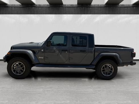Used 2020 Jeep Gladiator Overland AWD/4WD image 2