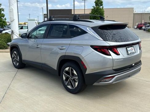 New 2026 Hyundai Tucson SEL FWD image 8