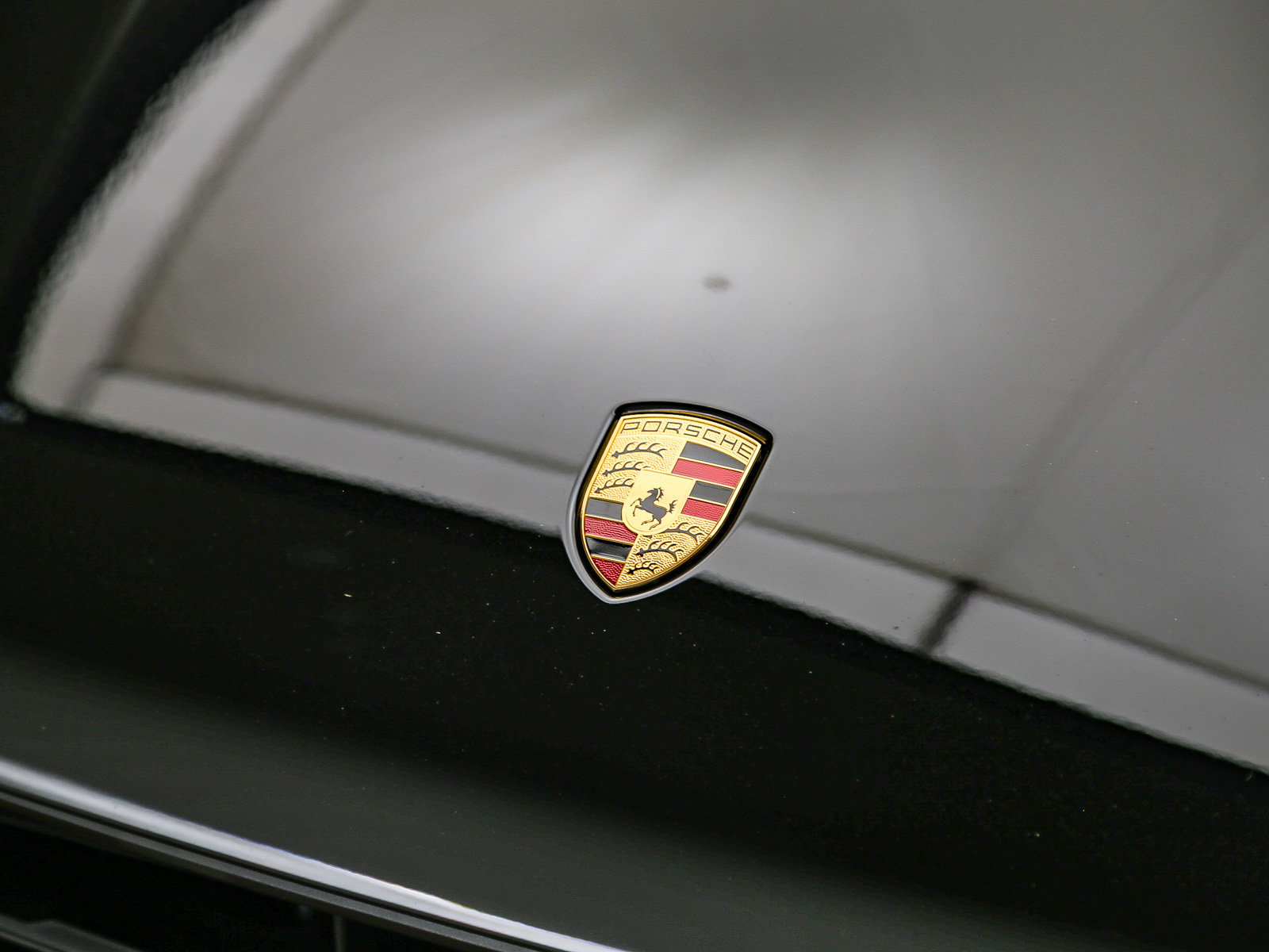 Certified 2026 Porsche Macan AWD/4WD image 12