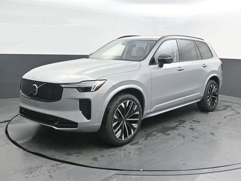 New 2026 Volvo XC90 B6 Ultra w/ Lounge Package AWD/4WD image 1