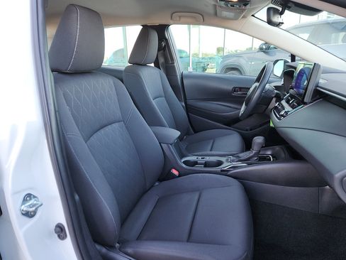 Used 2024 Toyota Corolla LE image 15