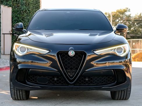 Used 2020 Alfa Romeo Stelvio Quadrifoglio w/ Nero Edizone Quadrifoglio image 6