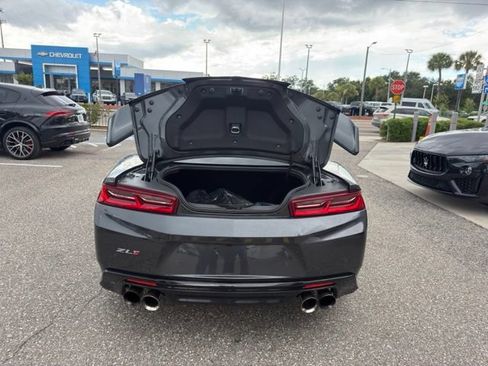 Used 2018 Chevrolet Camaro ZL1 RWD image 7