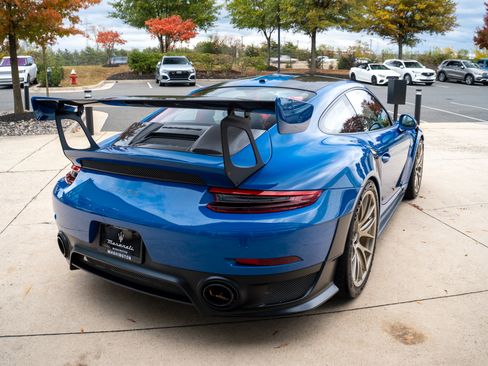 Used 2018 Porsche 911 GT2 RS image 5