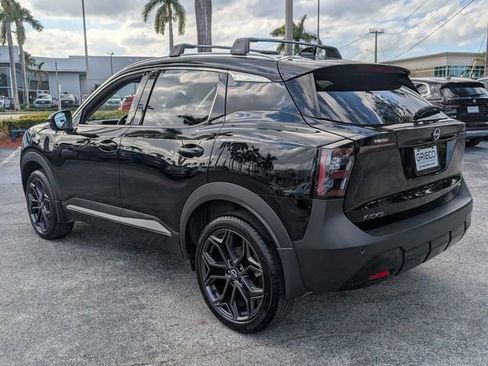 Used 2025 Nissan Kicks SR image 5