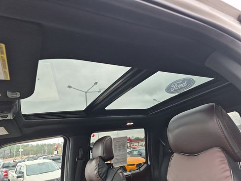 Used 2017 Ford F350 Platinum image 10