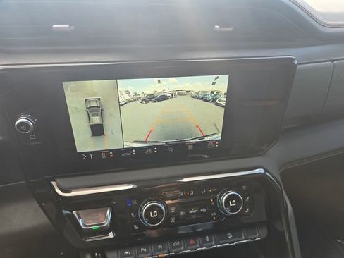 Used 2025 GMC Sierra 1500 AT4 w/ AT4 Premium Package image 22