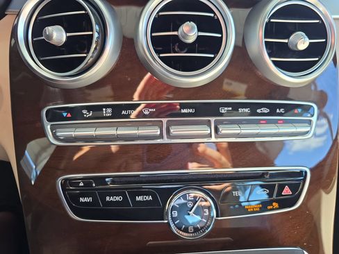 Used 2018 Mercedes-Benz C 300 Sedan image 24