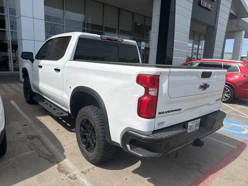 Used 2022 Chevrolet Silverado 1500 ZR2 image 4