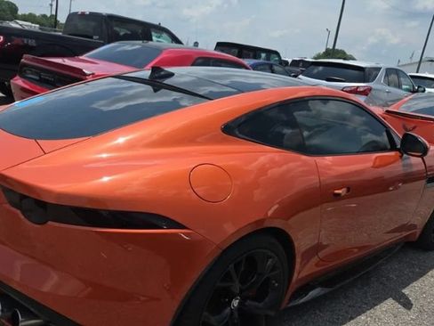 Used 2017 Jaguar F-TYPE R AWD/4WD image 2