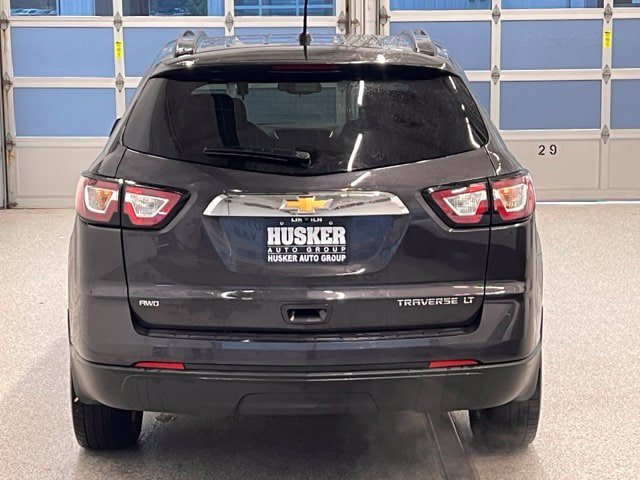 Used 2015 Chevrolet Traverse LT w/ Style and Technology Package AWD/4WD image 8