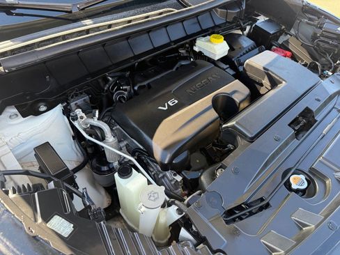 Used 2022 Nissan Pathfinder SV FWD image 37