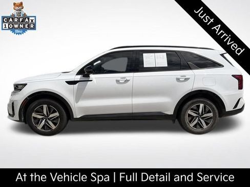 Used 2023 Kia Sorento S w/ Panoramic Sunroof Package FWD image 1