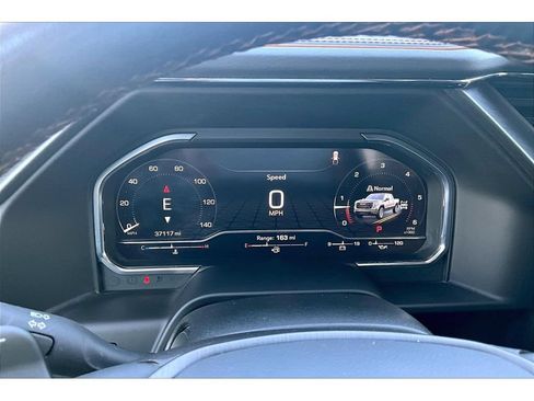 Used 2024 GMC Sierra 1500 AT4 w/ AT4 Premium Package AWD/4WD image 14