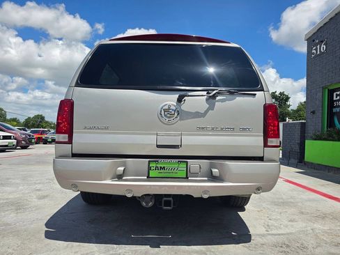Used 2004 Cadillac Escalade ESV Platinum AWD/4WD image 15
