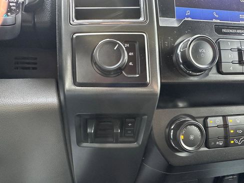 Used 2020 Ford F550 4x4 Crew Cab Super Duty image 15